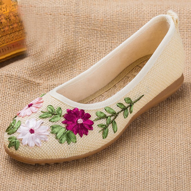 한복에 찰떡궁합! 신발 선택부터 스타일링, 구매 팁까지 완벽 가이드 👟✨